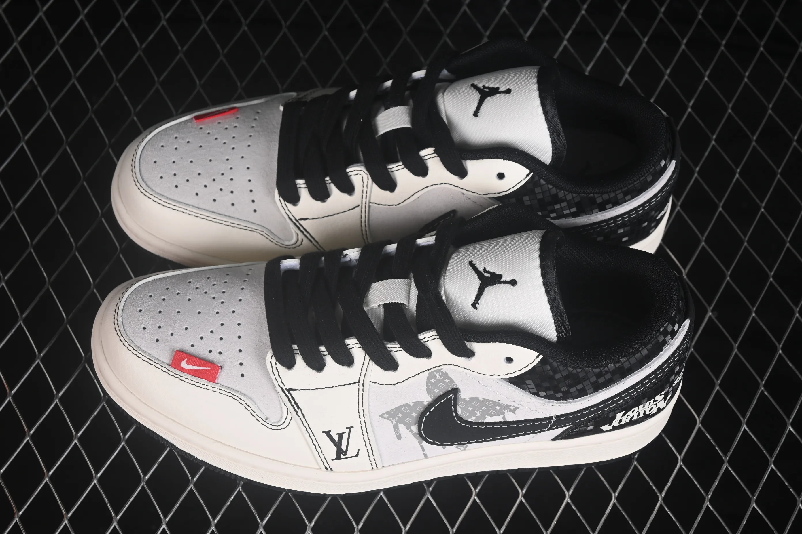 All categories Air Jordan Jordan series basketball shoes Air Jordan 1 Low High-end customized low-top sneakers Air Jordan 1 Low OG SP AJ1 Joe 1 joint model low-top cultural casual sneakers CW6688-105